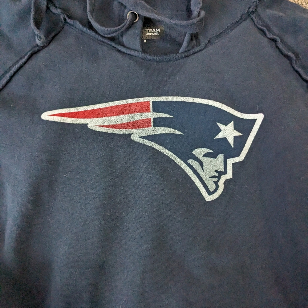 New England Patriots Hoodie - NFL Team Apparel - Picture 3 of 9